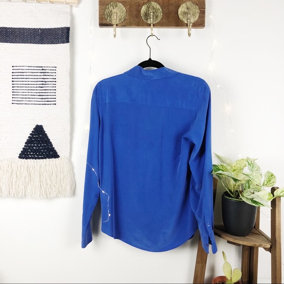 EQUIPMENT • Button Down Shirt - Picture 2 of 3